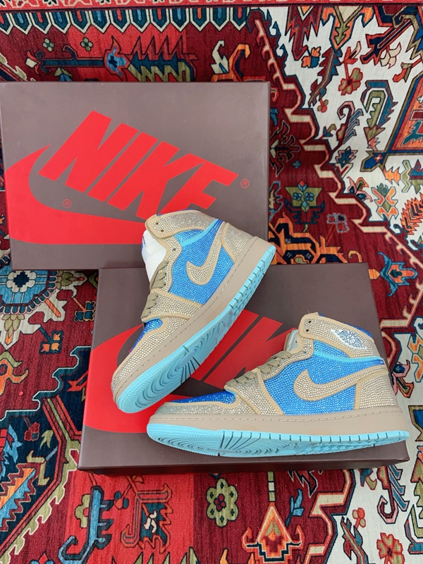 ナイキ靴内部構造